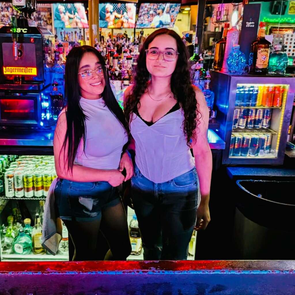 Al’s Bartenders, Al's Sports Bar